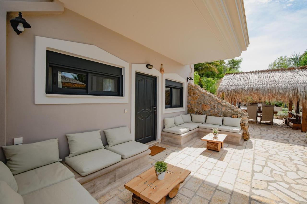 Orraon Lux Aparts Preveza Exterior photo