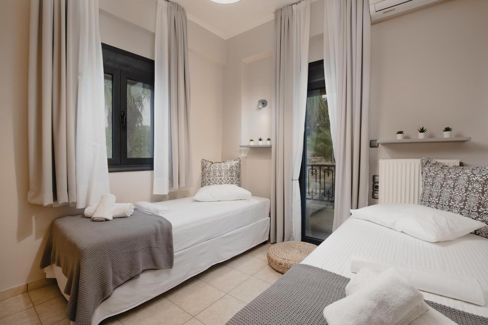 Orraon Lux Aparts Preveza Room photo