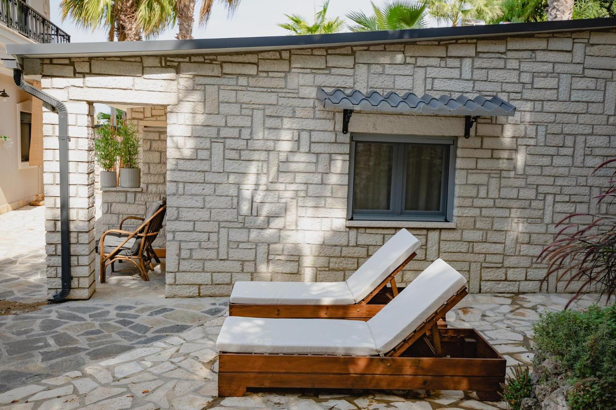 Orraon Lux Aparts Preveza Exterior photo