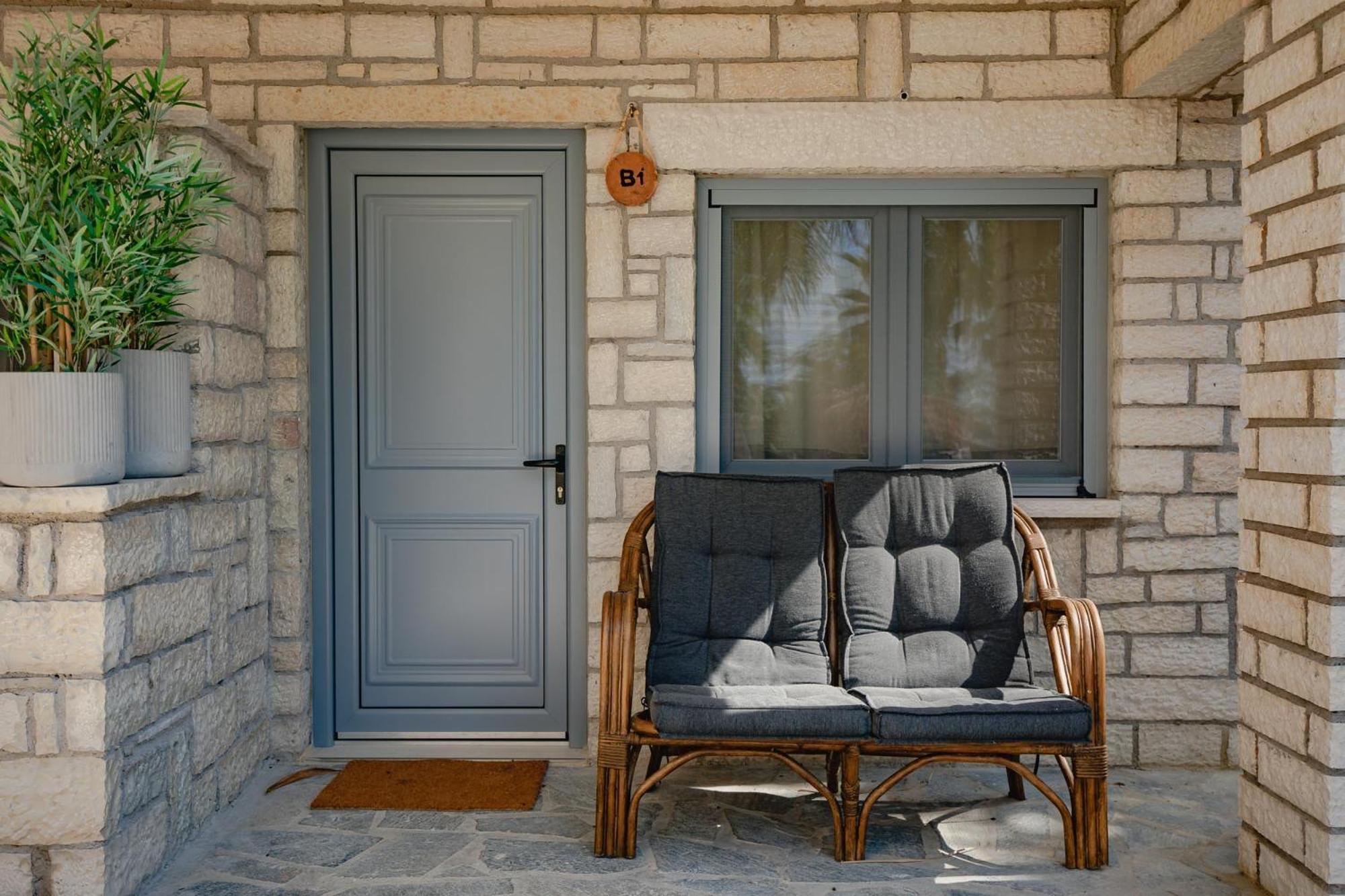 Orraon Lux Aparts Preveza Exterior photo
